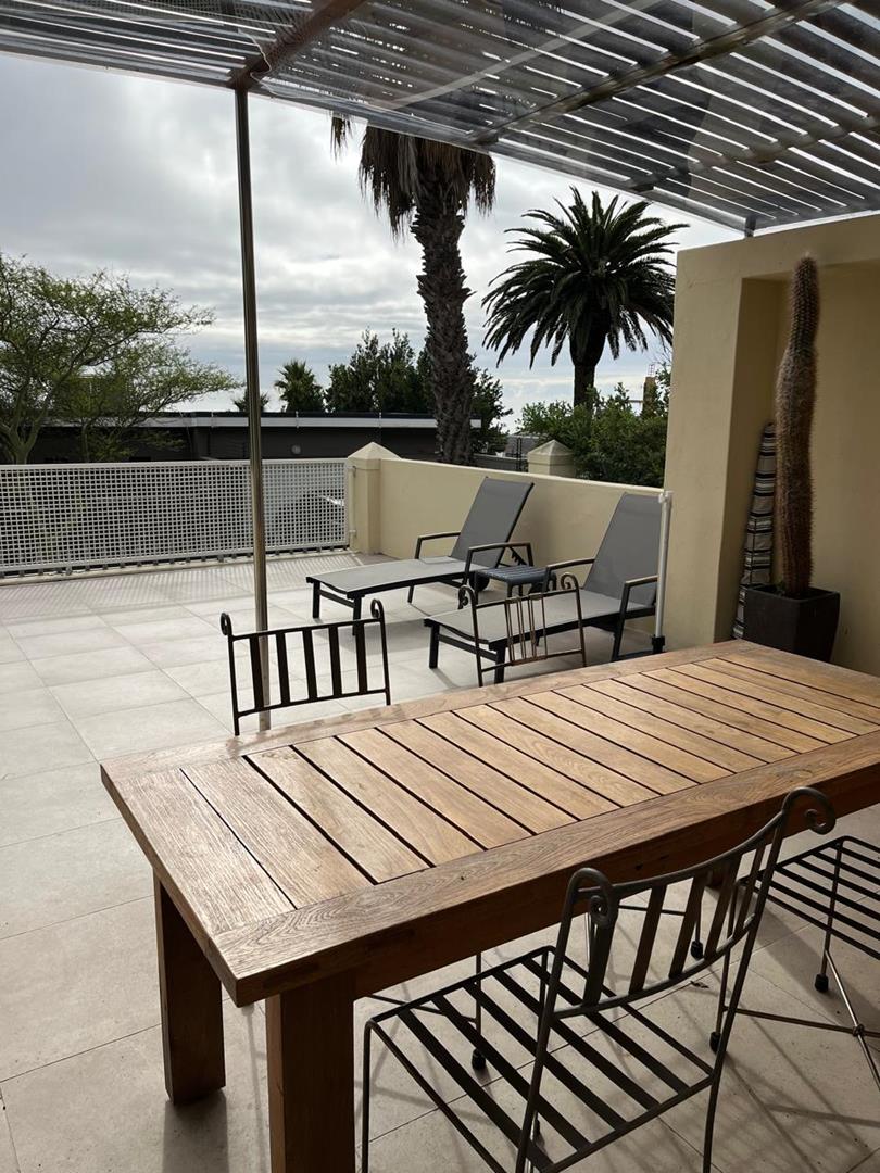 To Let 1 Bedroom Property for Rent in Higgovale Western Cape